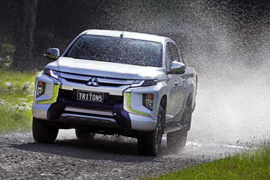  Mitsubishi Triton GLS Premium Club Cab 2019 года  (AU) (фото 33 из 38)